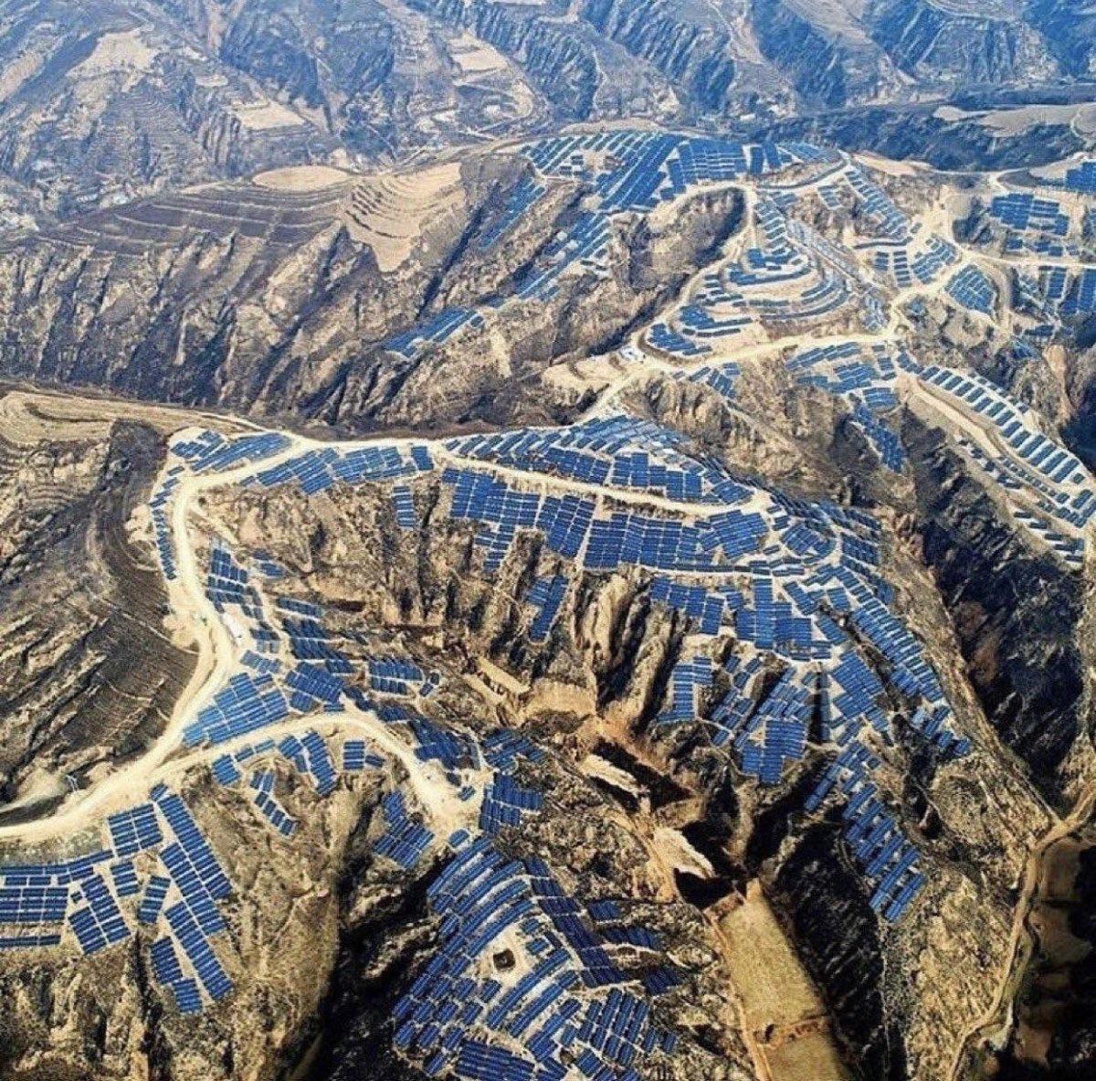 Solar panels installed on Taihang Mountains, China.jpg